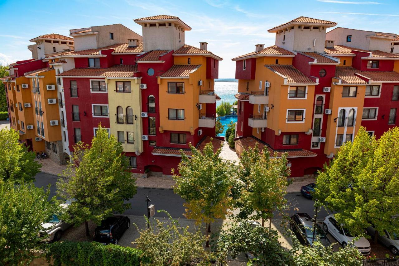 Menada Ravda Apartments Aheloy ภายนอก รูปภาพ
